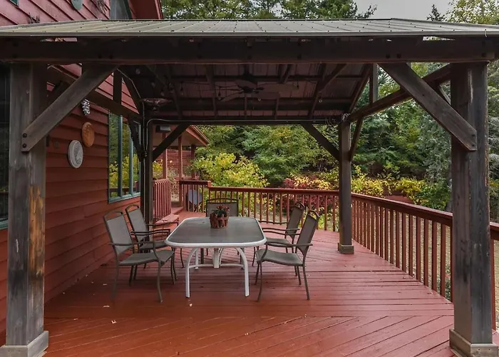 Monthly And Seasonal Secluded 4 Bedroom 4 Bath Lakehouse Retreat With Boat Pier * Antioch