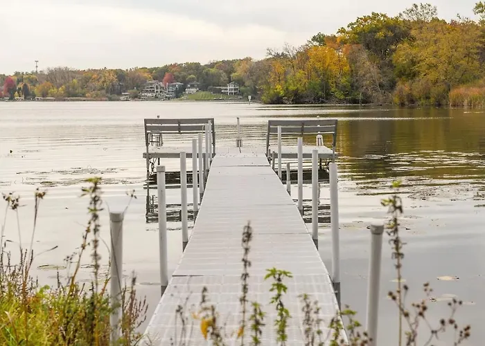 Monthly And Seasonal Secluded 4 Bedroom 4 Bath Lakehouse Retreat With Boat Pier Antioch